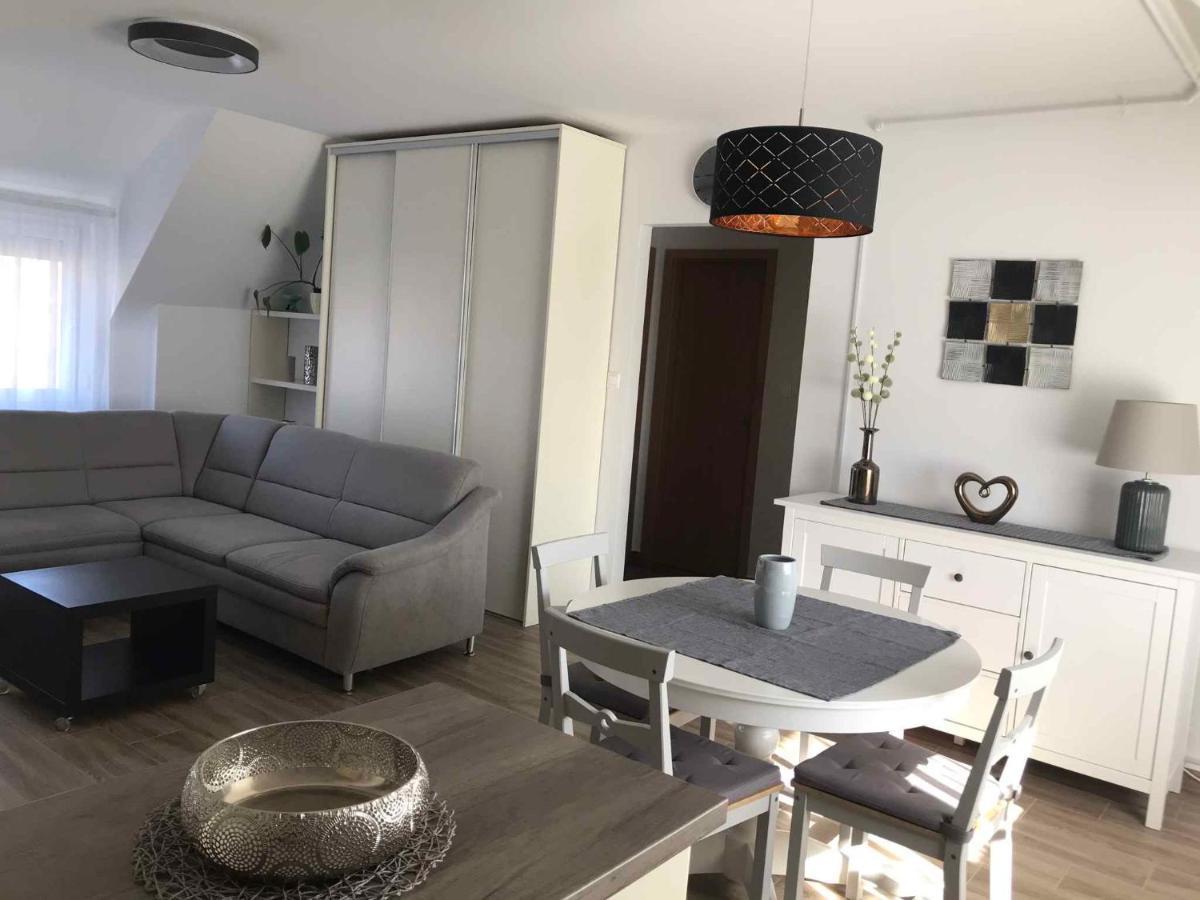 Apartment In Keszthely/Balaton 35892 Buitenkant foto