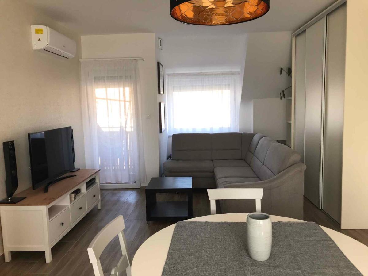 Apartment In Keszthely/Balaton 35892 Buitenkant foto